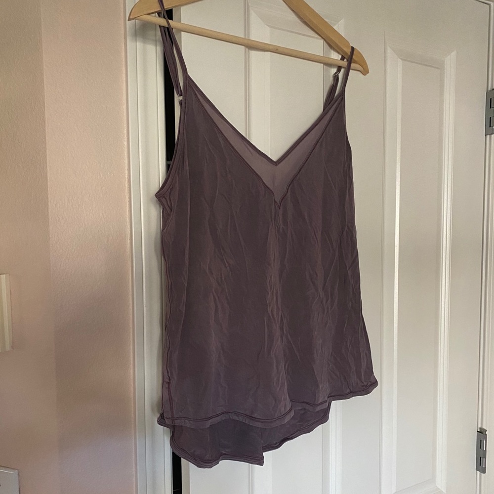 Lululemon tank size 8
